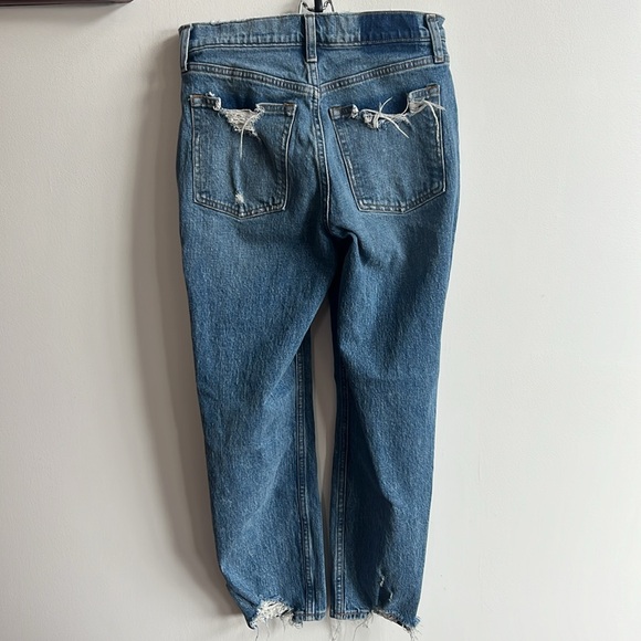 Abercrombie & Fitch High Rise Jean Mom Jean - Picture 4 of 7